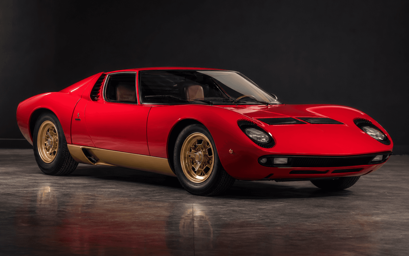 Exterior de Lamborghini Miura P400 SV 1971